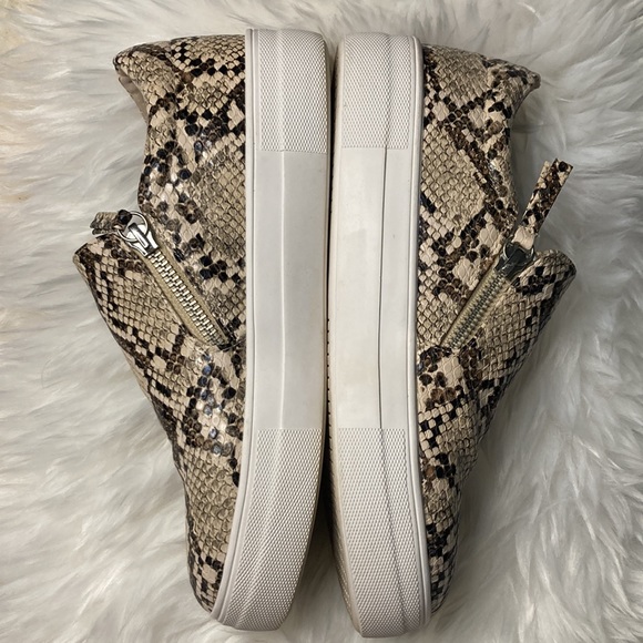 Steve Madden Zip snake print sneakers - Picture 5 of 6